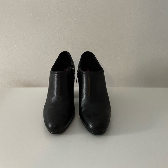Prada ankle boots! (Will ship with box) - Picture 2 of 4